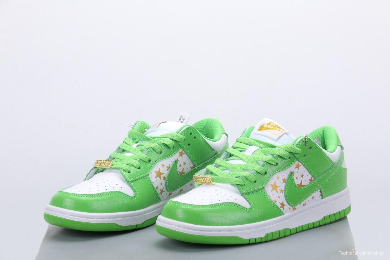 Supreme X Nike SB Dunk Low “Mean Green”