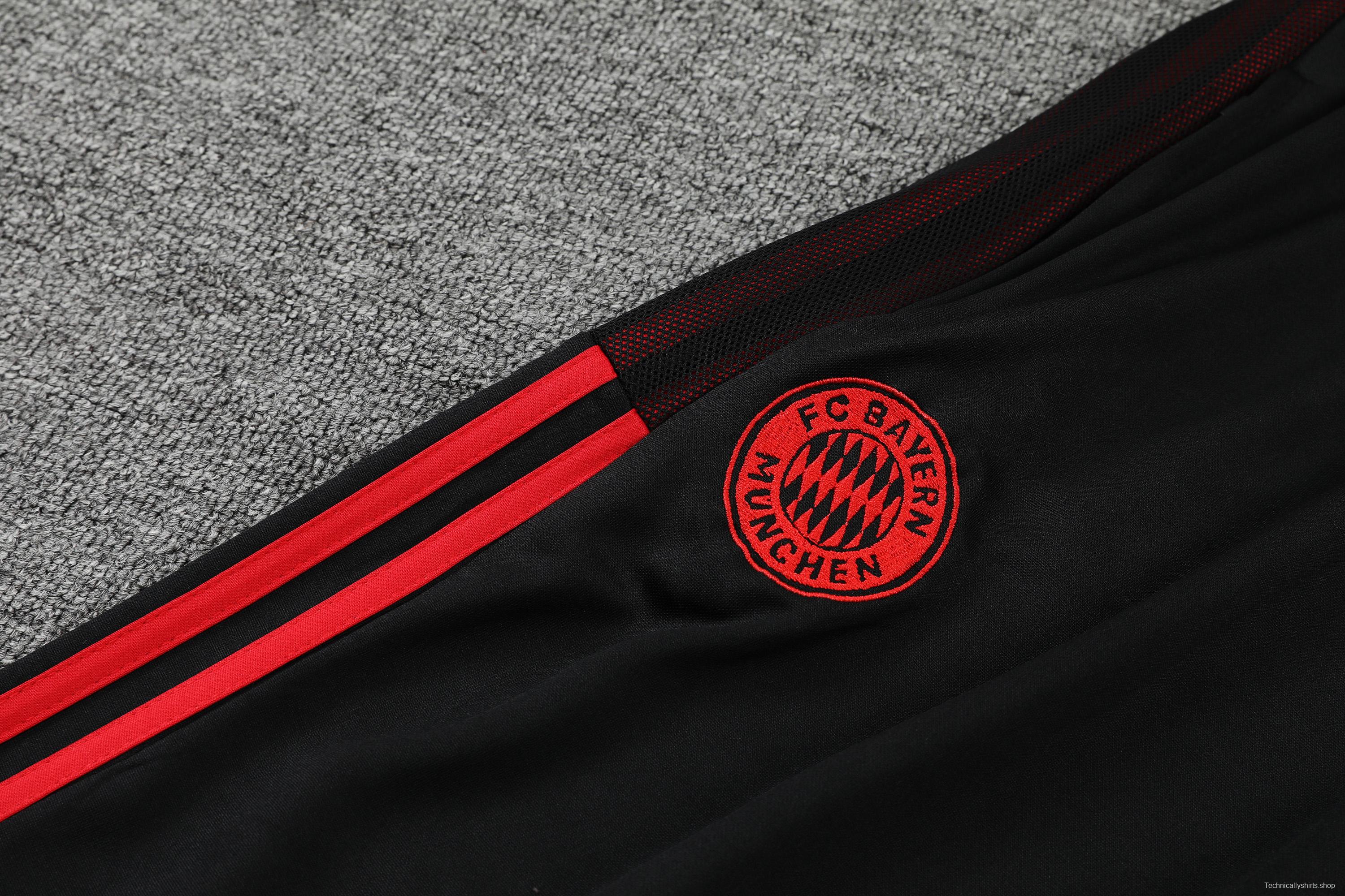 Bayern Munich POLO kit black (not sold separately)