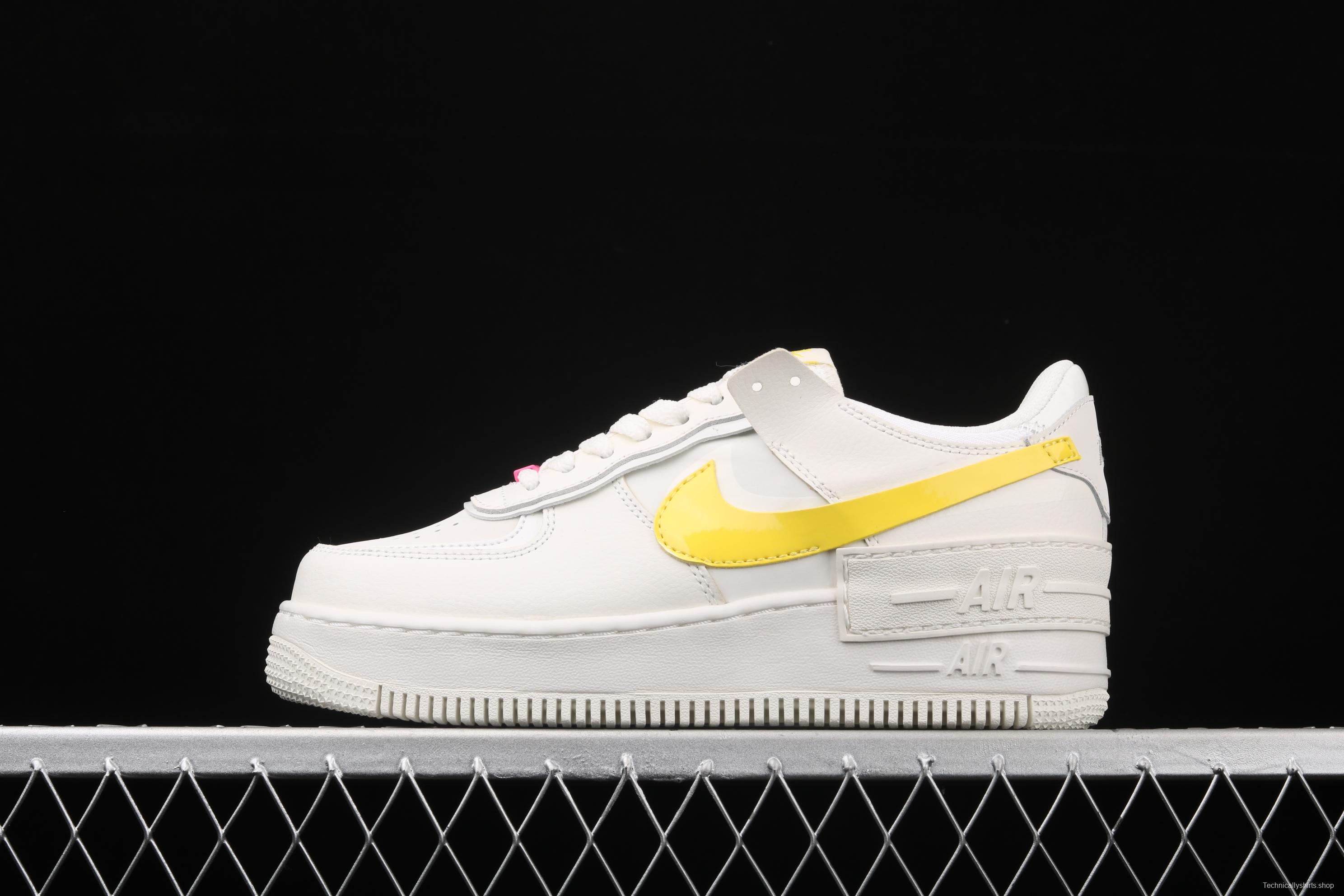 NIKE Air Force 1 ShAdidasow light weight heightened low-top board shoes CZ0375-100