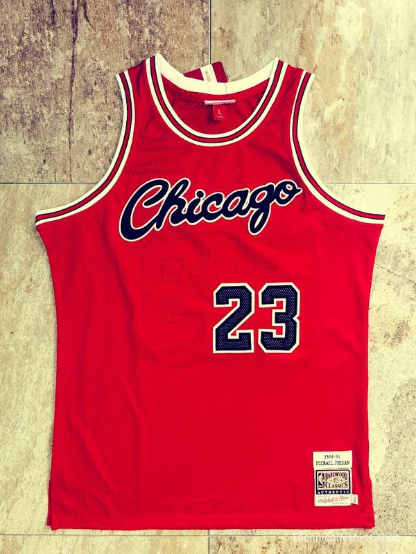 Men's Michael Jordan Red Retro Classic Team Jersey