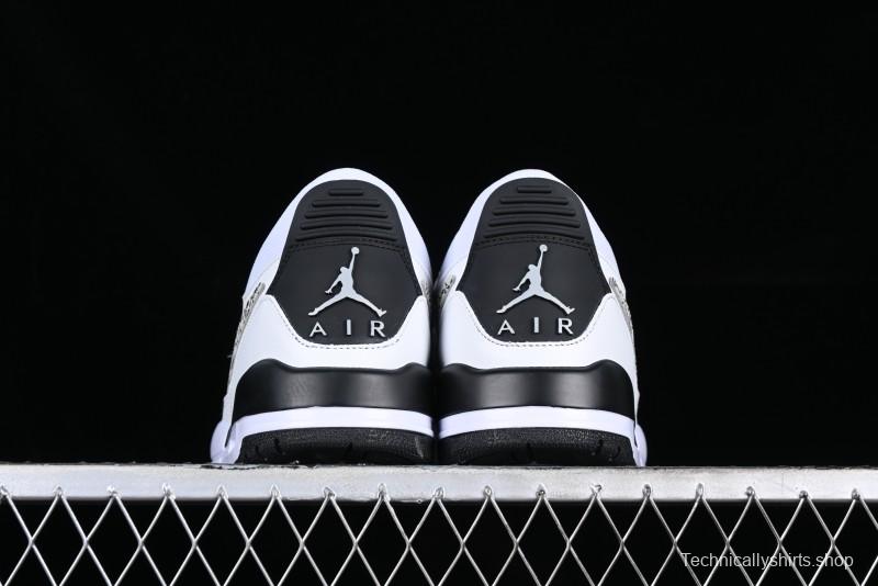 Air Jordan Legacy AJ312 Low Sneakers