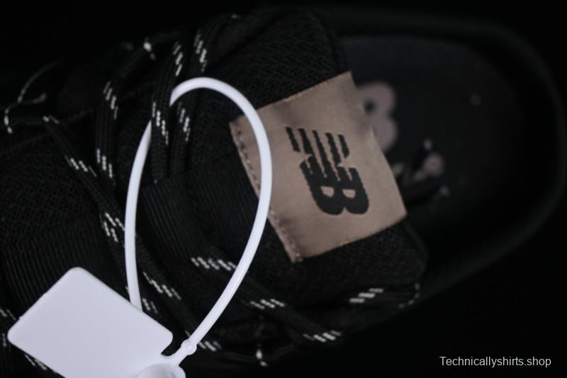 New Balance CRV CAP V2 Casual Sneakers with Flat Sole and Mesh Upper - SD3205BB2