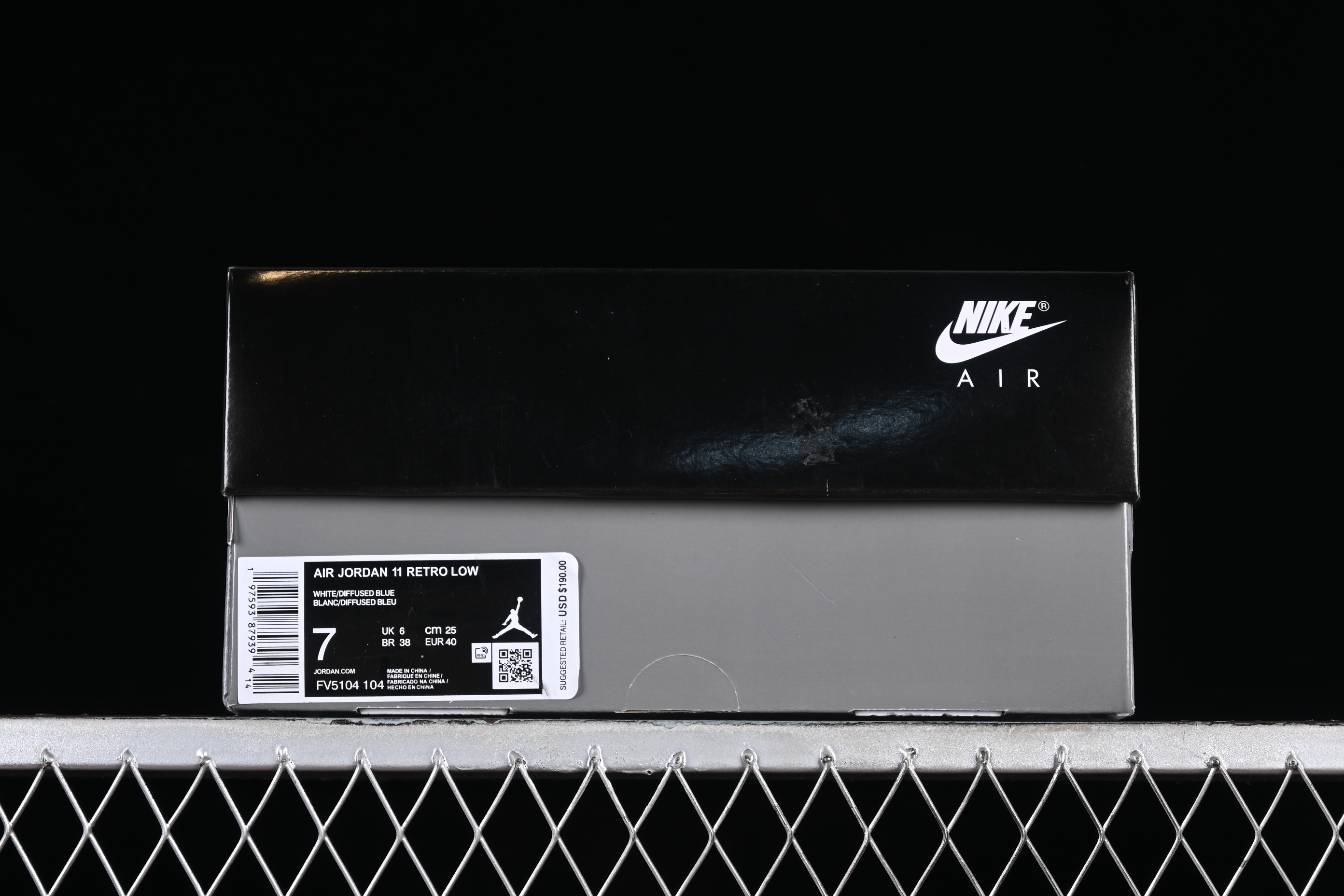 Nike Air Jordan 11 Low "Diffused Blue" Retro Basketball Shoes with Patent Leather Accents - FV5104-104