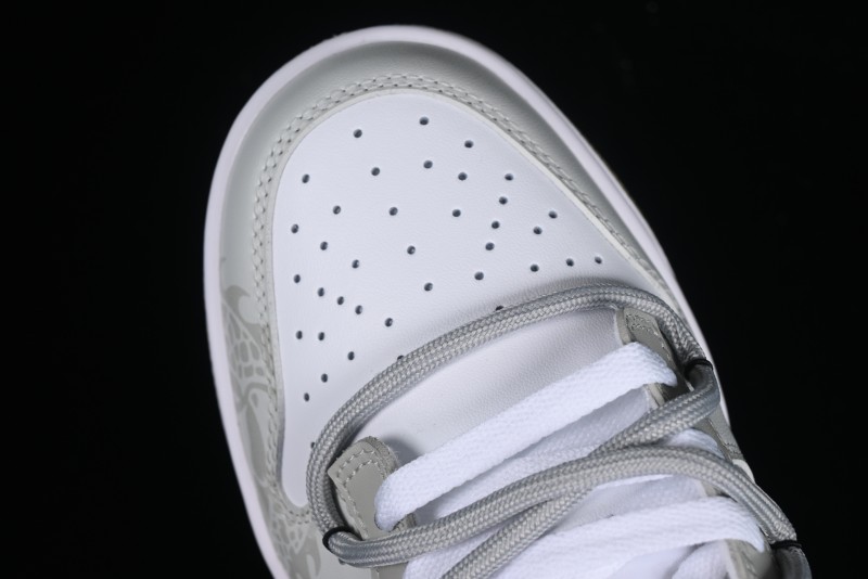 Nike Dunk Low SB Year of the Dragon Limited Edition Silk Patchwork Casual Skate Shoes - DV0833-100