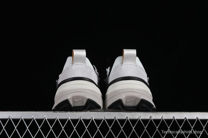 Nike Runtekk Run Retro Low-Top Running Shoes with Cushlon Midsole and Anti-Slip Design - FN6703-002