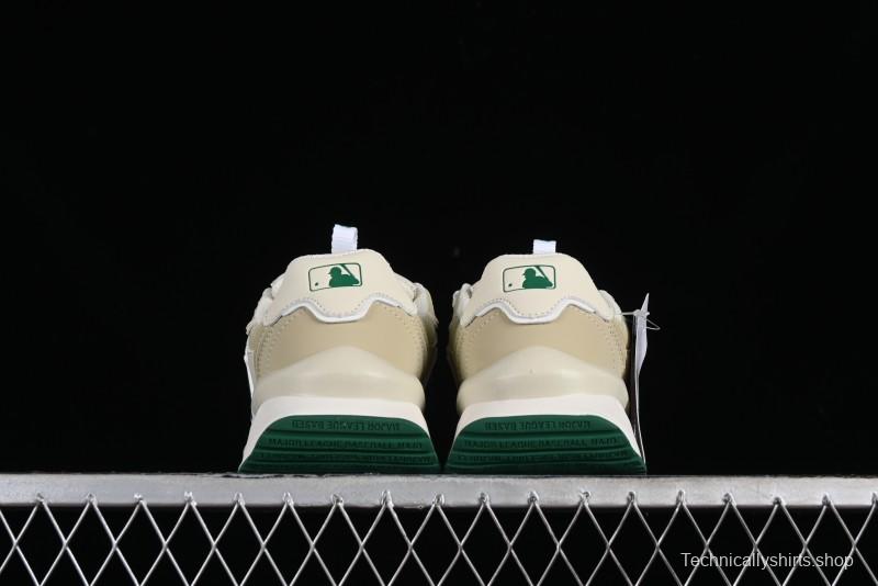 New York Yankees MLB Chunky Runner Lace Lightweight Casual Sneakers - 3ARHCRM4N50BGS