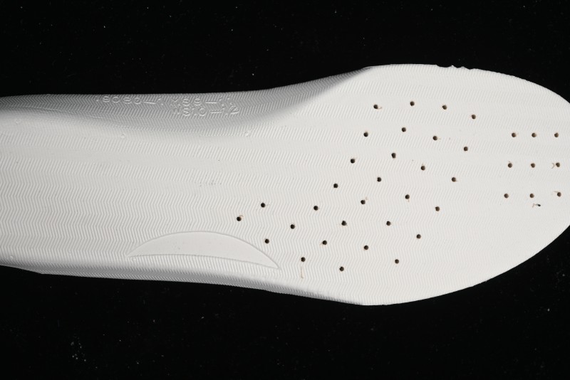 HOKA ONE ONE MACH 6 Flagship Racing Shoes with Carbon Plate Technology and Asymmetric Design - 1147810 EGV