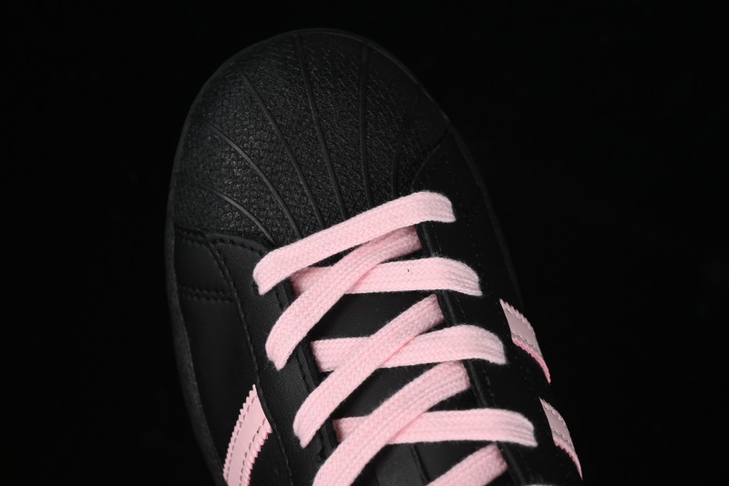 Adidas Superstar EG4959 Casual Sneakers with Shell Toe Design