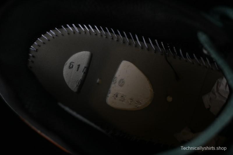 Nike Air Zoom G.T. Cut 3 EP Basketball Shoes with Full-Length ZoomX Foam and Flywire Technology - DV2913-001