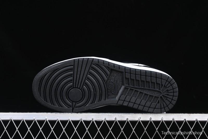 Nike Air Jordan 1 Low Retro Basketball Shoes in Black and White - 553558-043
