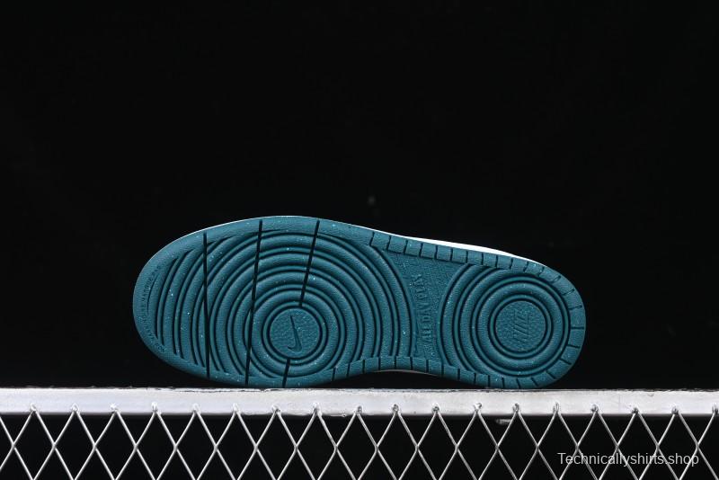 Nike Court Borough Low Retro Casual Sneakers with Breathable Design - DV5456-102