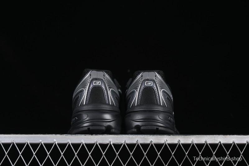 New Balance 740 Black and Silver Retro Running Sneakers for Men