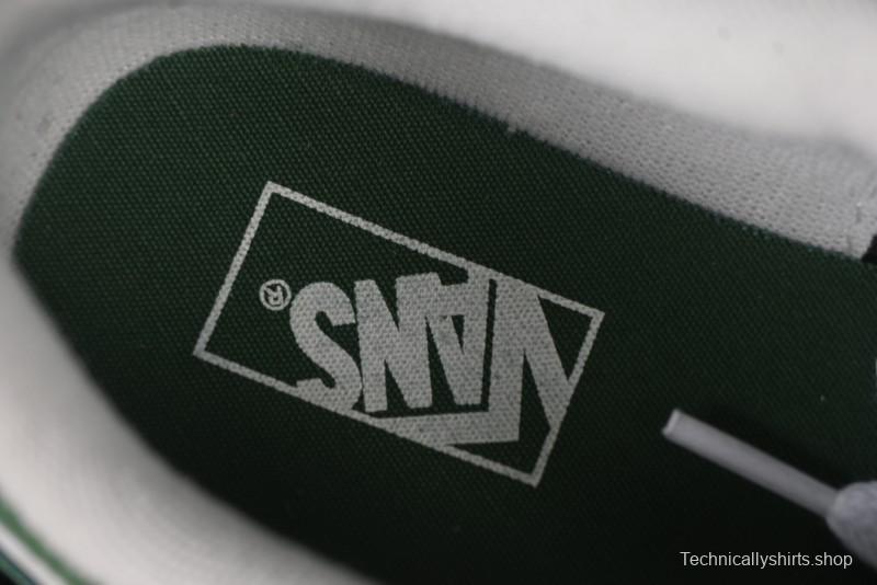 Vans Knu Skool Low Top Retro Chunky Sneakers - VN000D6ZBR1