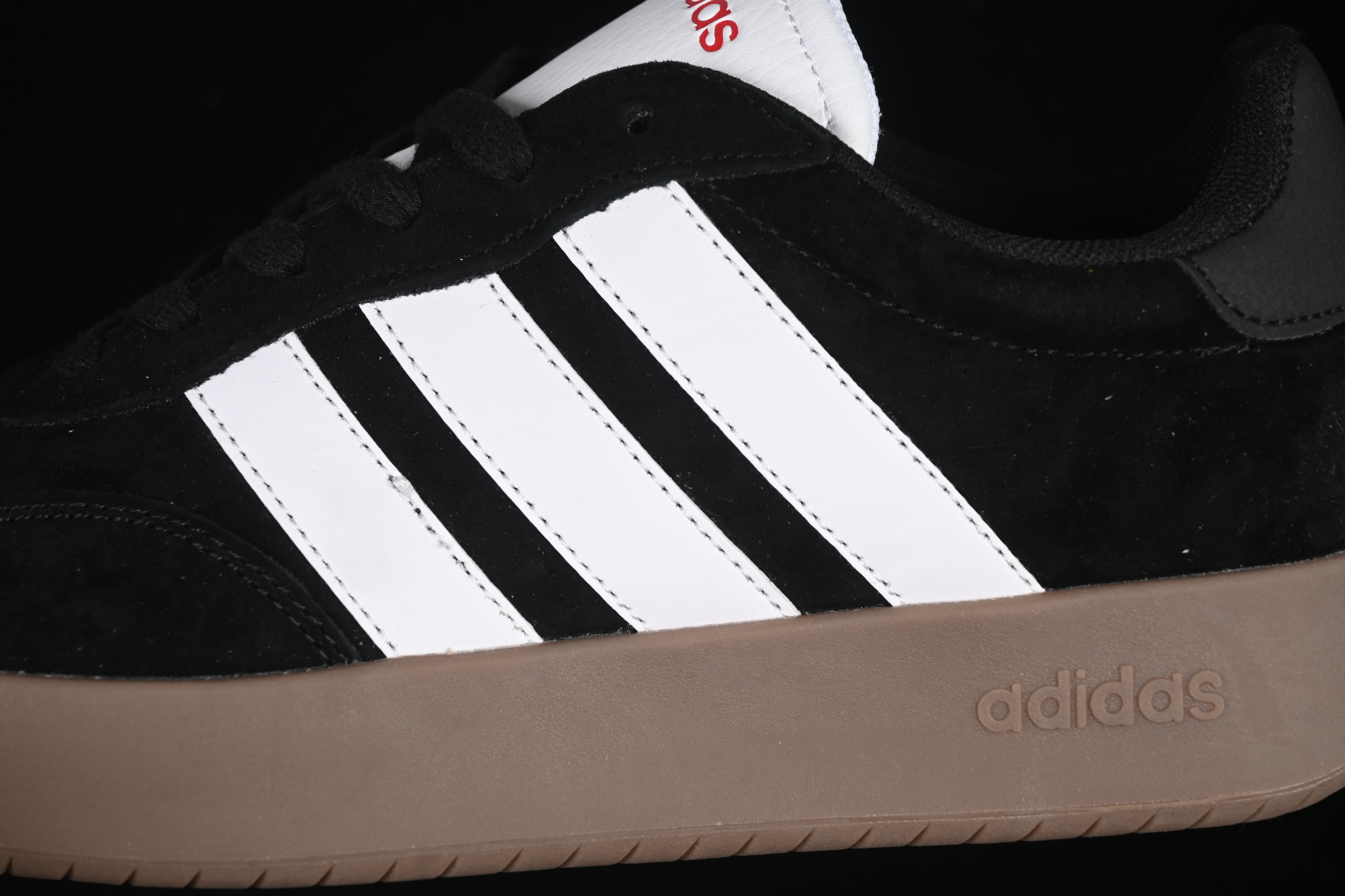Adidas Barreda Comfortable Cushion Low Top Casual Sneakers - JQ4235