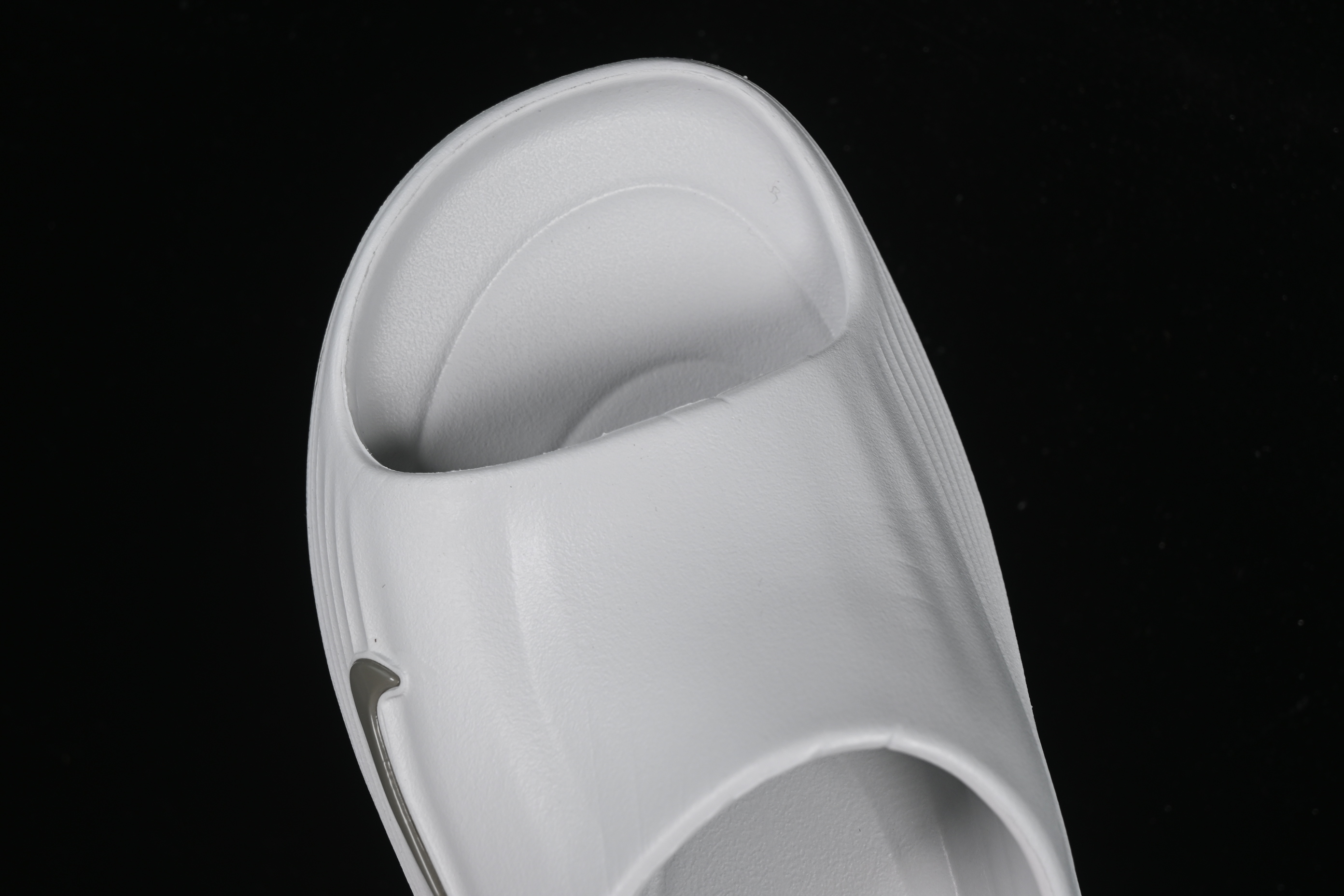 Nike ReactX Rejuven8 Slide Summer Sandals with Soft ReactX Foam for Ultimate Comfort - HV4484-002