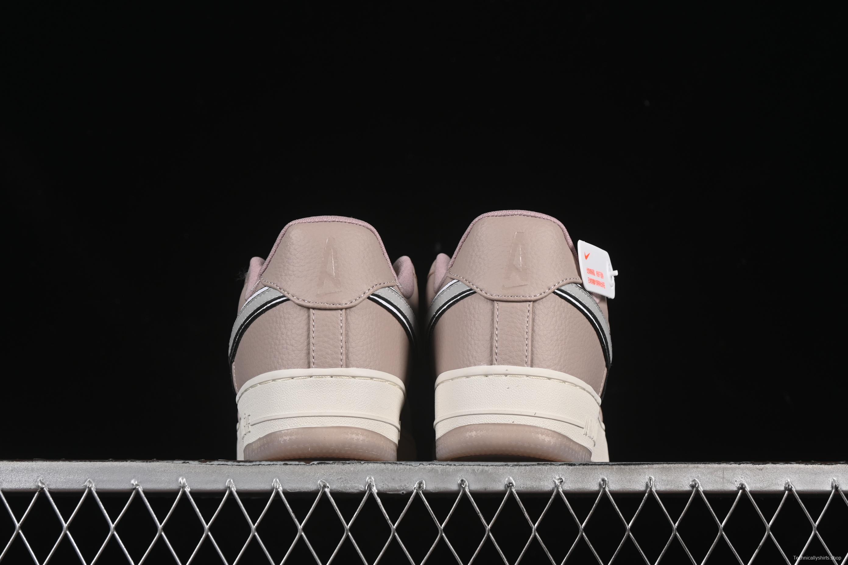 Nike A Ma Maniére x Air Force 1'07 Low Casual Sneakers with Premium Leather and Signature Lining - HF4084-200