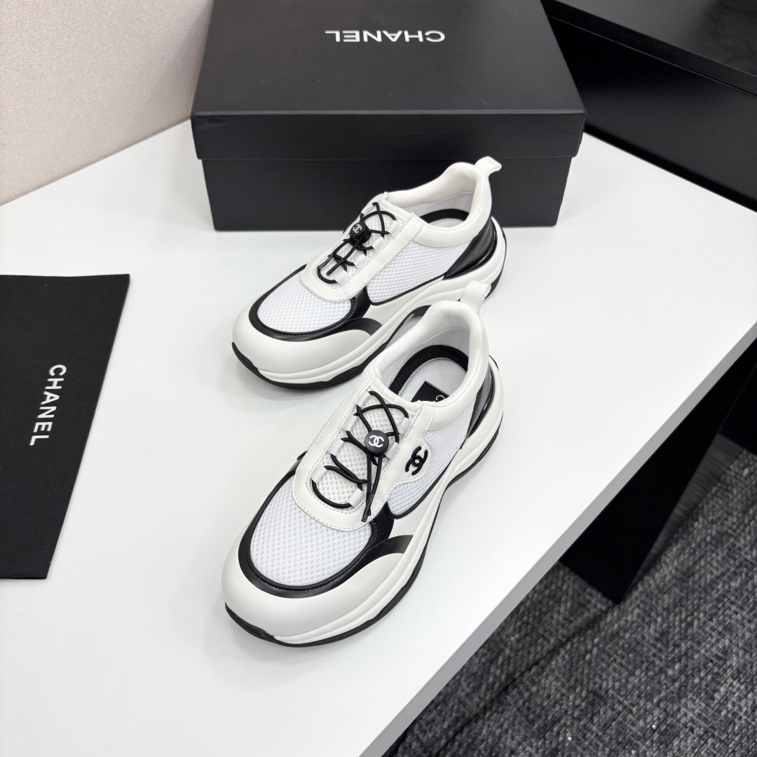 2025 Unisex Chanel White And Black Silk Leather Panda Sneakers With Embroidery Detail CHN2025