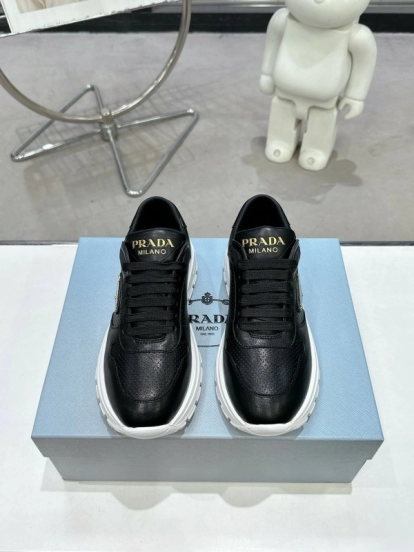 2025 Unisex Prada Black Leather Sneakers KFY00310