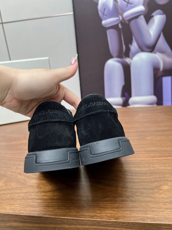 2025 Men Dolce & Gabbana Black Suede Leather Casual Sneakers LY00280