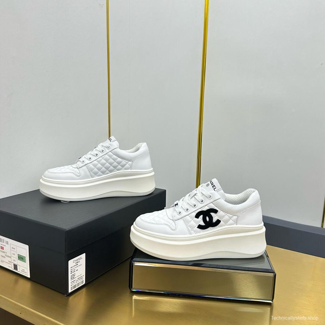 2025 Women Chanel White Leather Sneakers Thick Sole