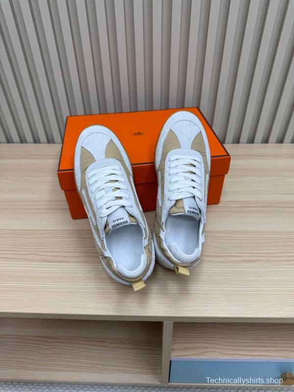 2025 Unisex Hermès White Beige Suede Down Fabric Sneakers Top Version KFY00300