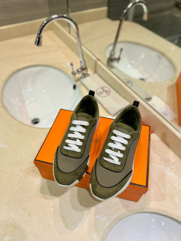2024 Unisex Hermès Khaki Suede Waterproof Fabric Casual Sneakers MJ00320