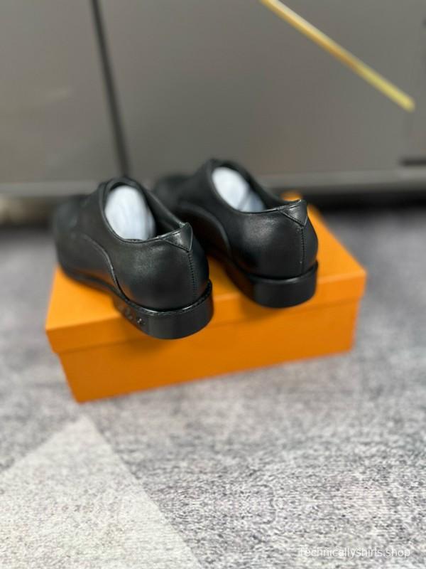 2024 Men Louis Vuitton Black Leather Dress Shoes MJ00380