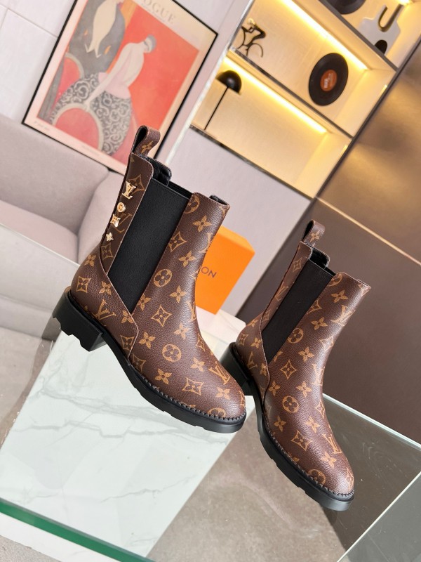 2024 Women Louis Vuitton Brown Leather Boots MJ00310