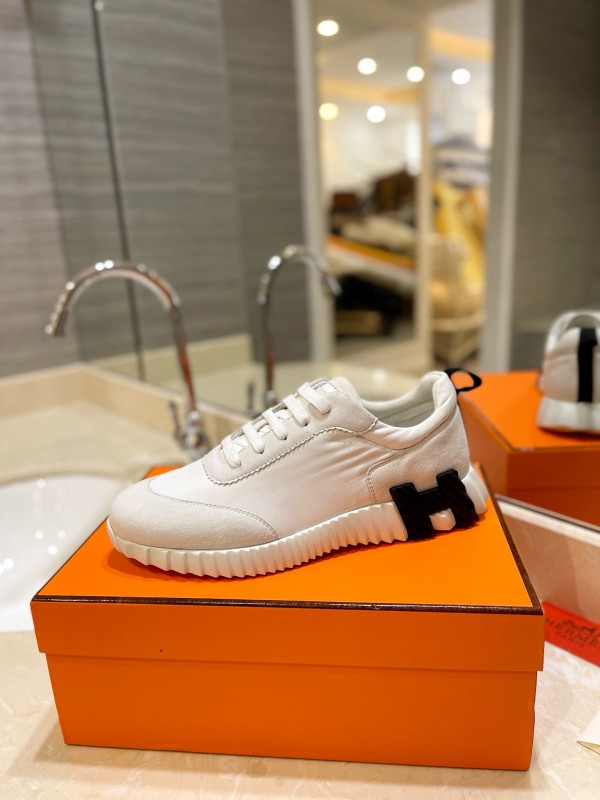 2024 Unisex Hermès White Imported Silk Lambskin Suede Sneakers MJ00320