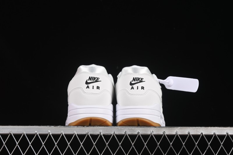 Nike Air Max 1 Retro Running Shoes with Half-Sole Air Cushion - FN0697-100