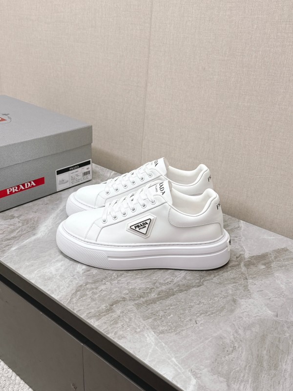 2025 Unisex Prada White Calf Leather Sneakers Retro Thick Sole KFY00290