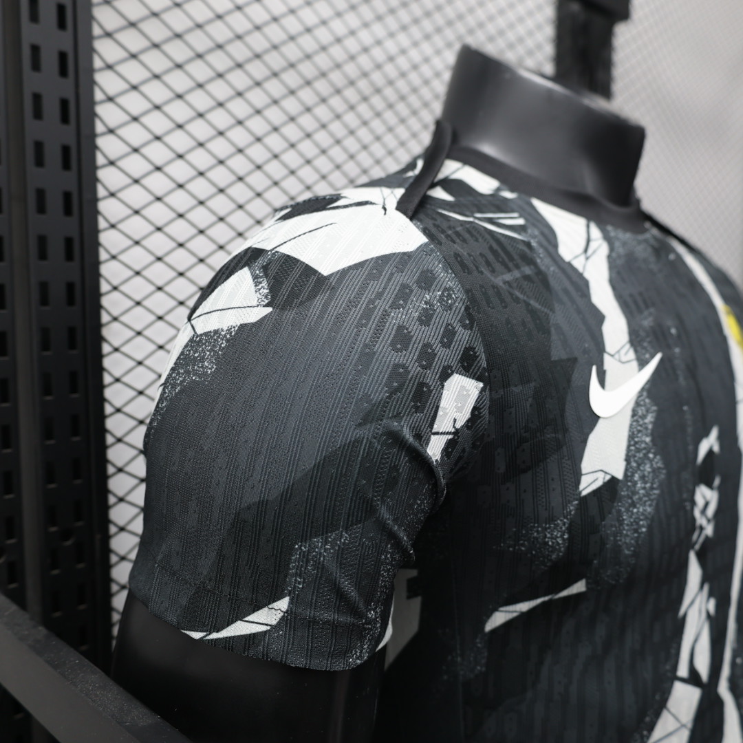 Player Version 25/26 FC 
Al-Ittihad Black with Abstract Camouflage Pattern Jersey