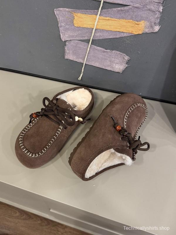 UGG 2025 Spring/Summer Collection Plush Wool Slippers with Vintage Buckle - KFY00240