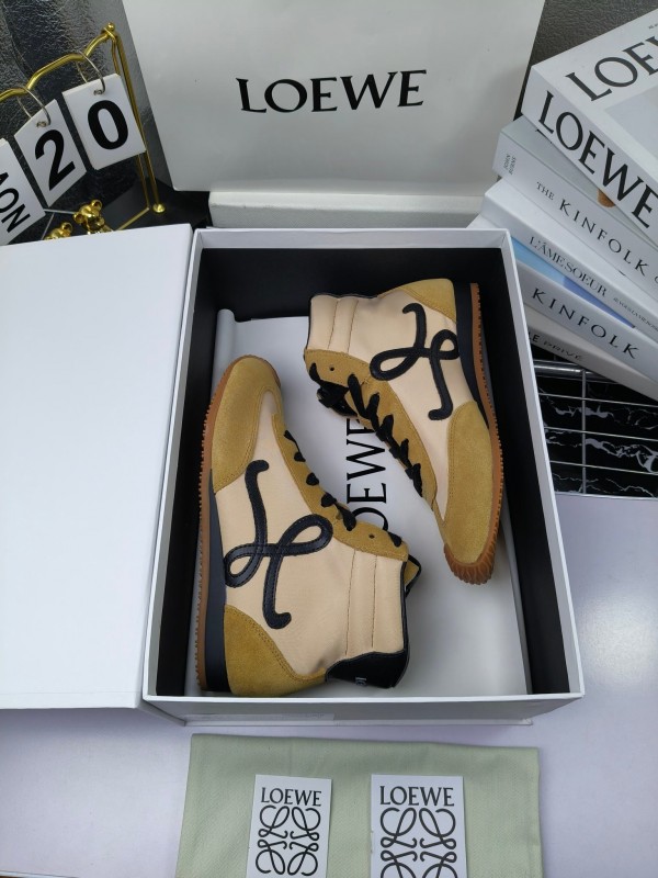 LOEWE High-Top German Training Sneakers Retro Fashion Casual White Shoes - LY00330