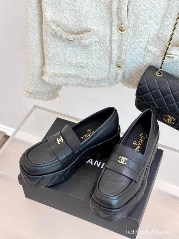 Chanel 25K Fall/Winter Double C Platform Loafers with Waterproof Sole - KFY00320