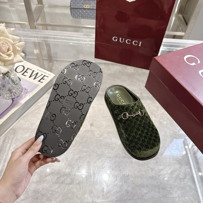 Gucci Women's Mule Shoes Velvet with Horsebit Detail - LY00240