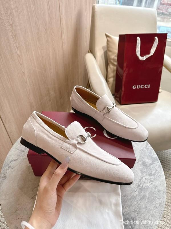 Gucci Leather Loafers with Horsebit Detail - LY00330