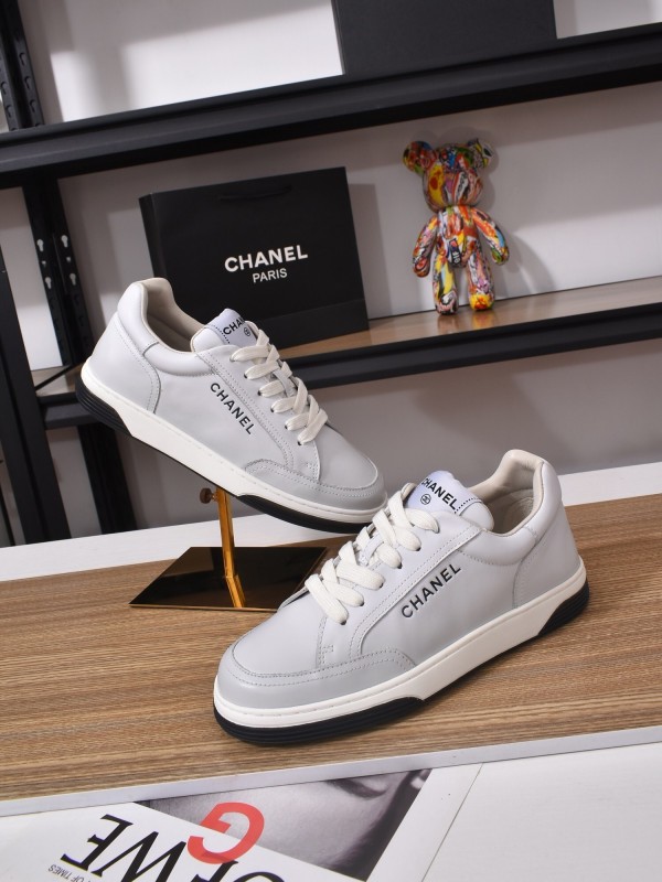 Chanel Classic Loafer with Gradient Logo and Platform Sole - KFY00350