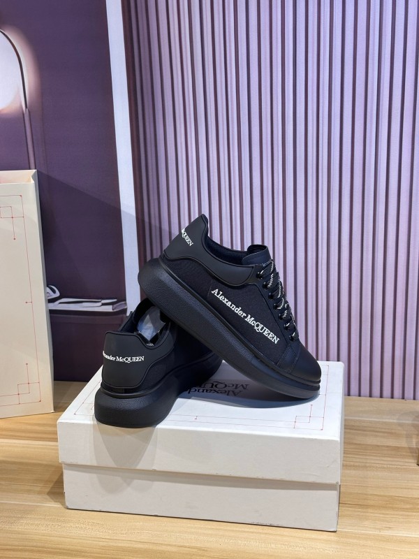 Alexander McQueen High-Quality Upgraded Sneakers - AS00300