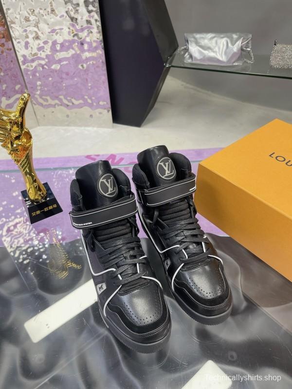 LV Trainer Maxi Sneakers with Multi-Color LED Charging Cable - AS00760