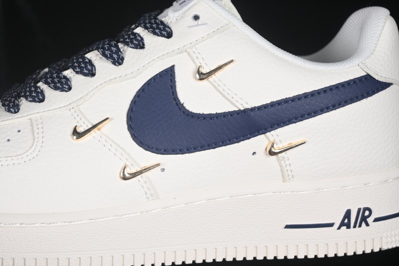 Nike Air Force 1 '07 Low Skateboarding Shoes with Full-Length Air Cushion - DN9688-127