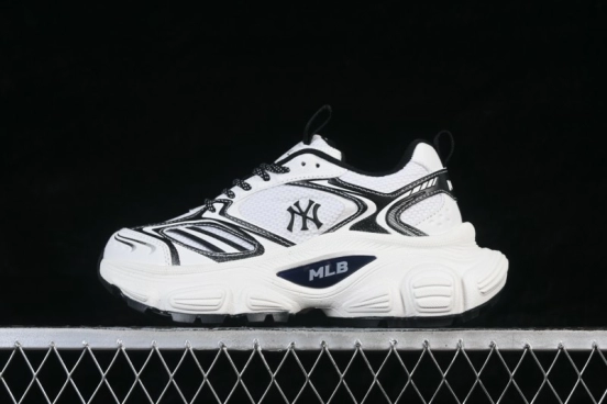 New York MLB Winner Chunky DT Running Shoes with Elevated Sole - 3ASHWC36N50WHS