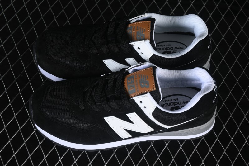 New Balance 574 Retro Running Shoes with Classic Suede and Mesh Upper - ML574UC