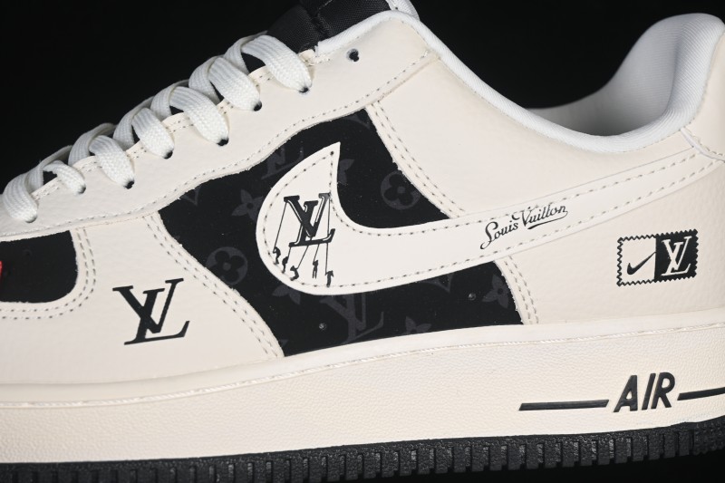 Nike Air Force 1 '07 Low Classic Black Patchwork Casual Sneakers - DF0188-137