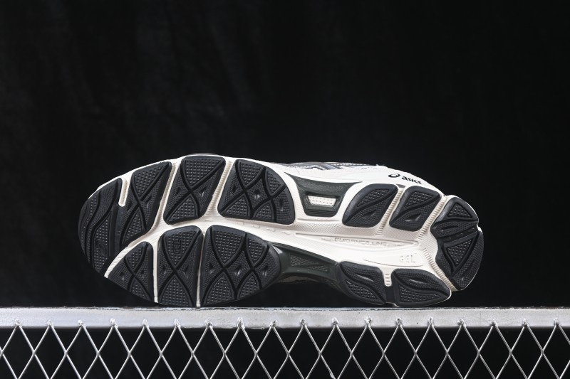 Asics Gel-NYC Retro Running Shoes with Breathable Mesh and Suede - 1203B125-250