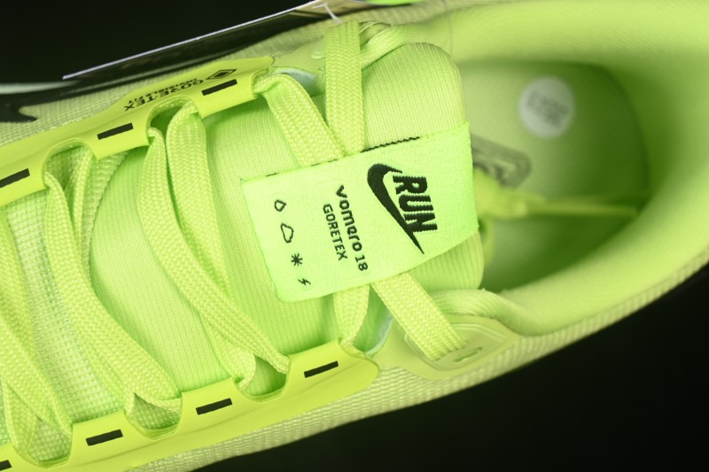 Nike Air Zoom Vomero 18 GTX Cushioned Casual Running Shoes - HQ7001-214