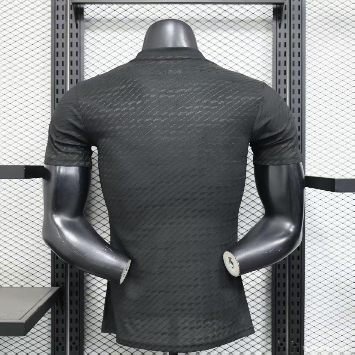 Player Version 25/26 Real Madrid x Avengers Graphic Black Jersey