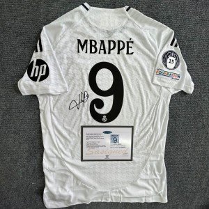 K Mbappe signed real madrid 24/25